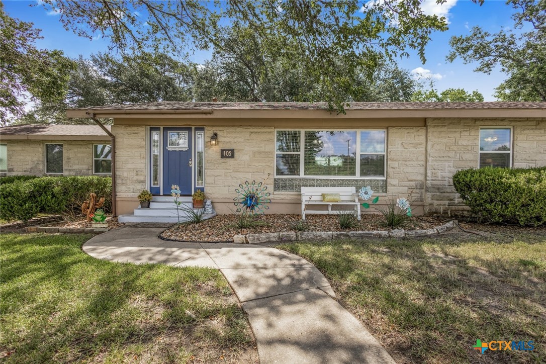 105 S Us Highway 77a Property Photo 3