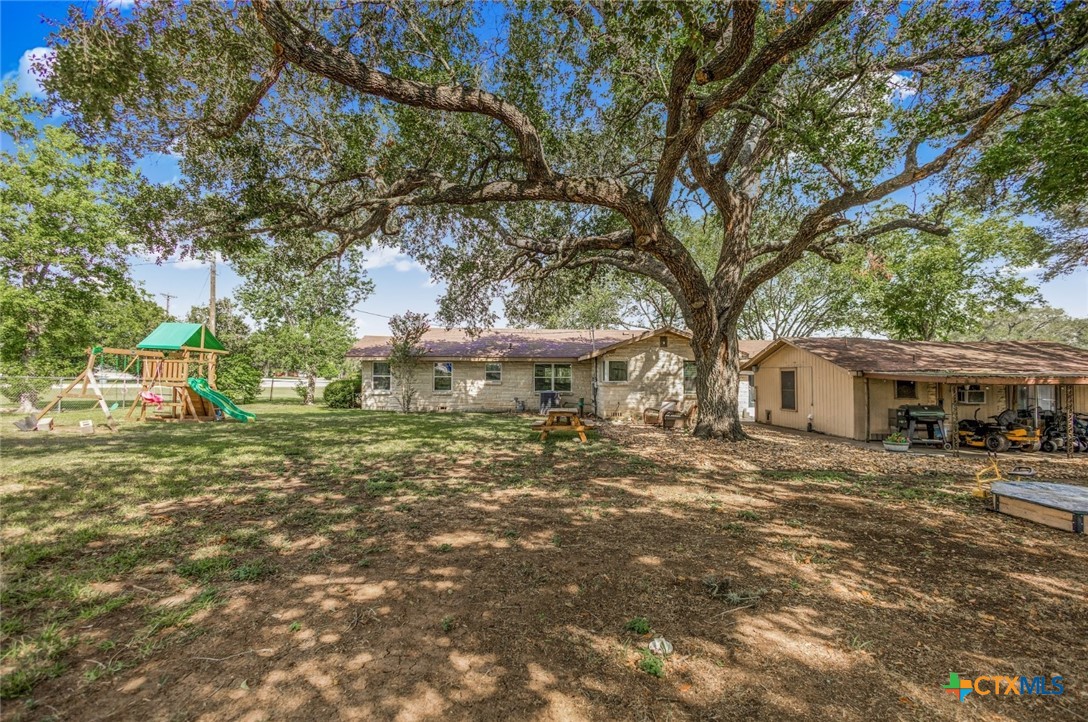 105 S Us Highway 77a Property Photo 25