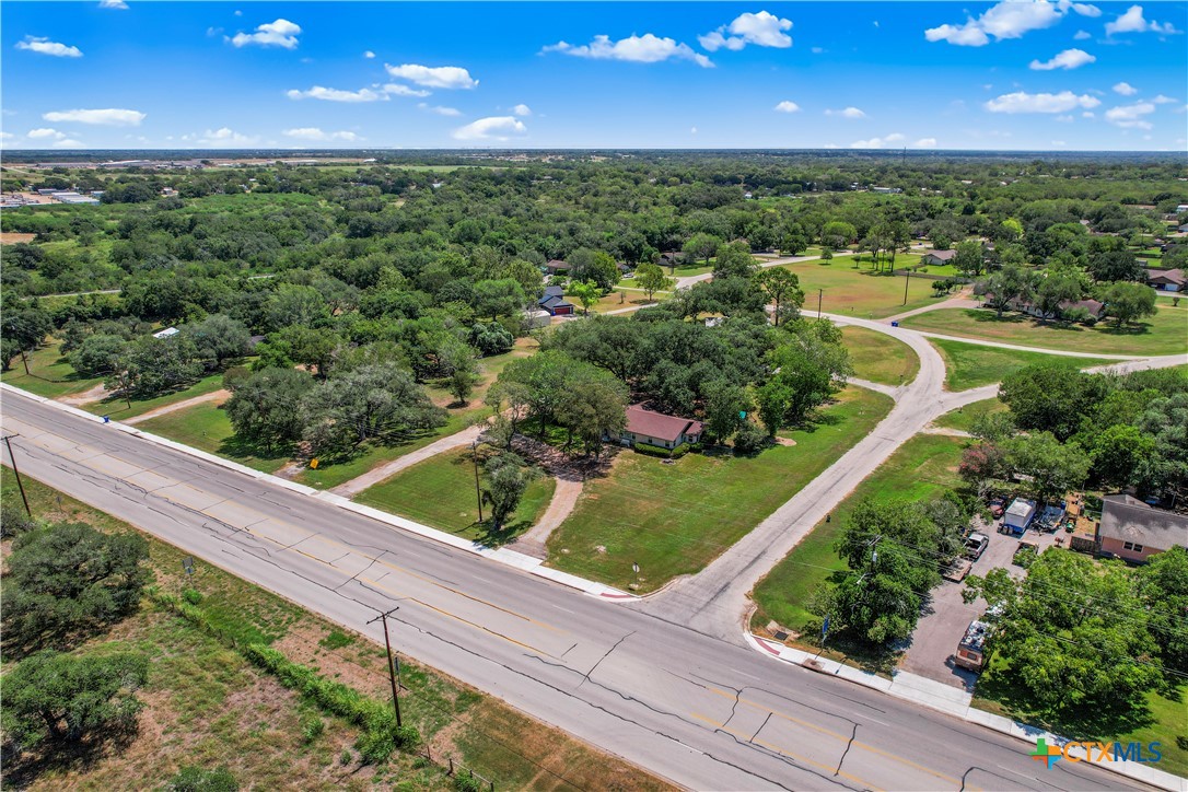 105 S Us Highway 77a Property Photo 32