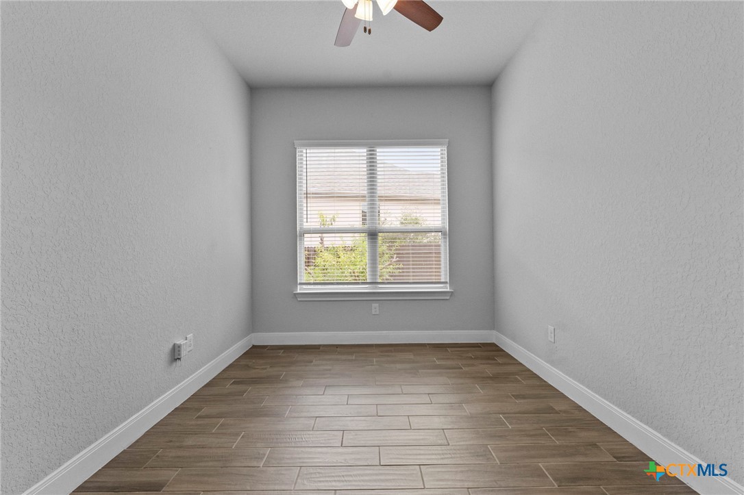1080 Carriage Loop Property Photo 10