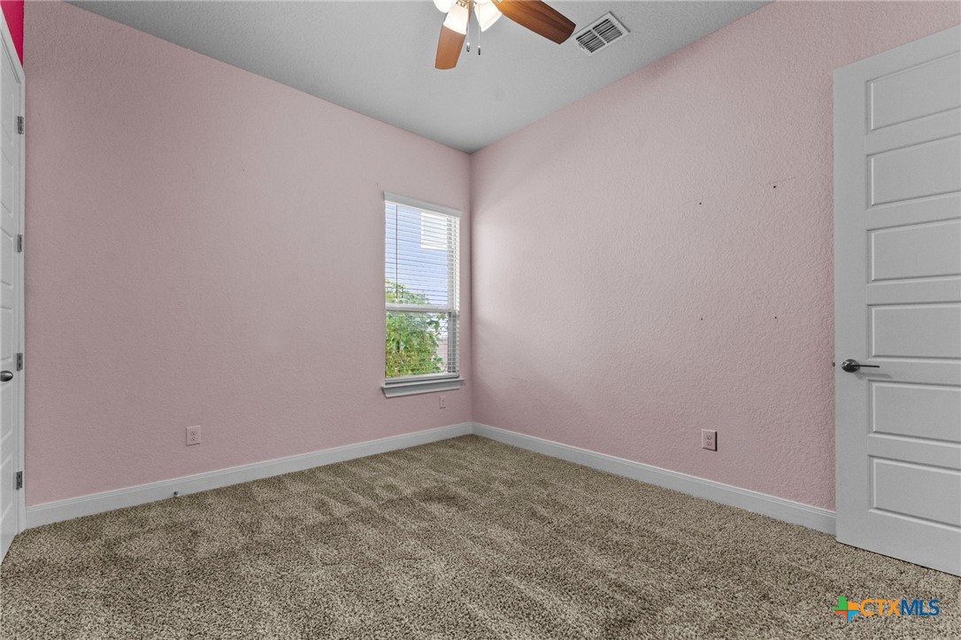1080 Carriage Loop Property Photo 18