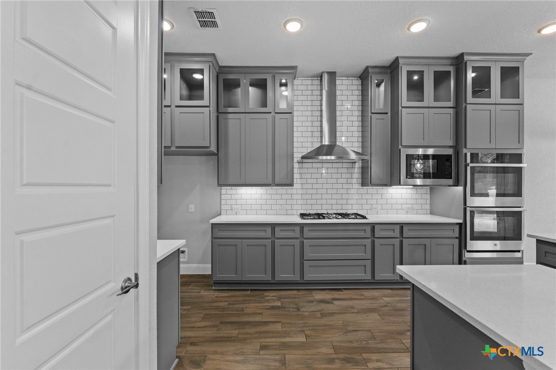 1080 Carriage Loop Property Photo 27