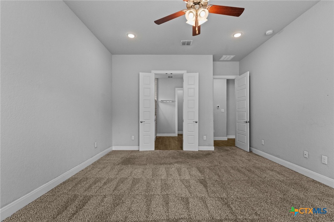 1080 Carriage Loop Property Photo 35
