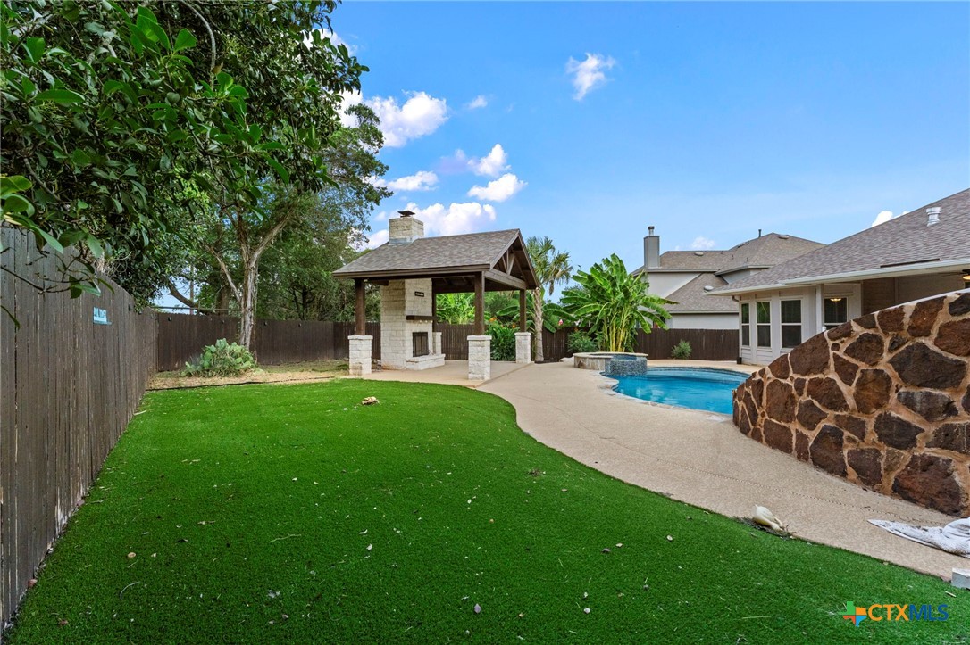 1080 Carriage Loop Property Photo 39