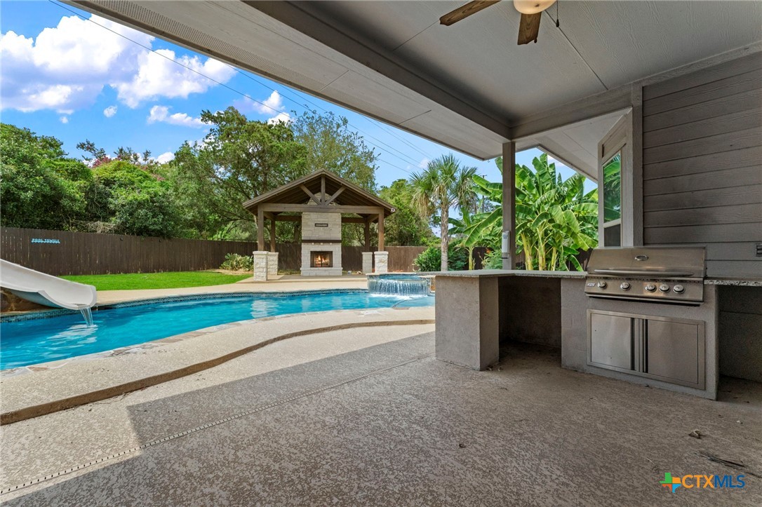 1080 Carriage Loop Property Photo 42