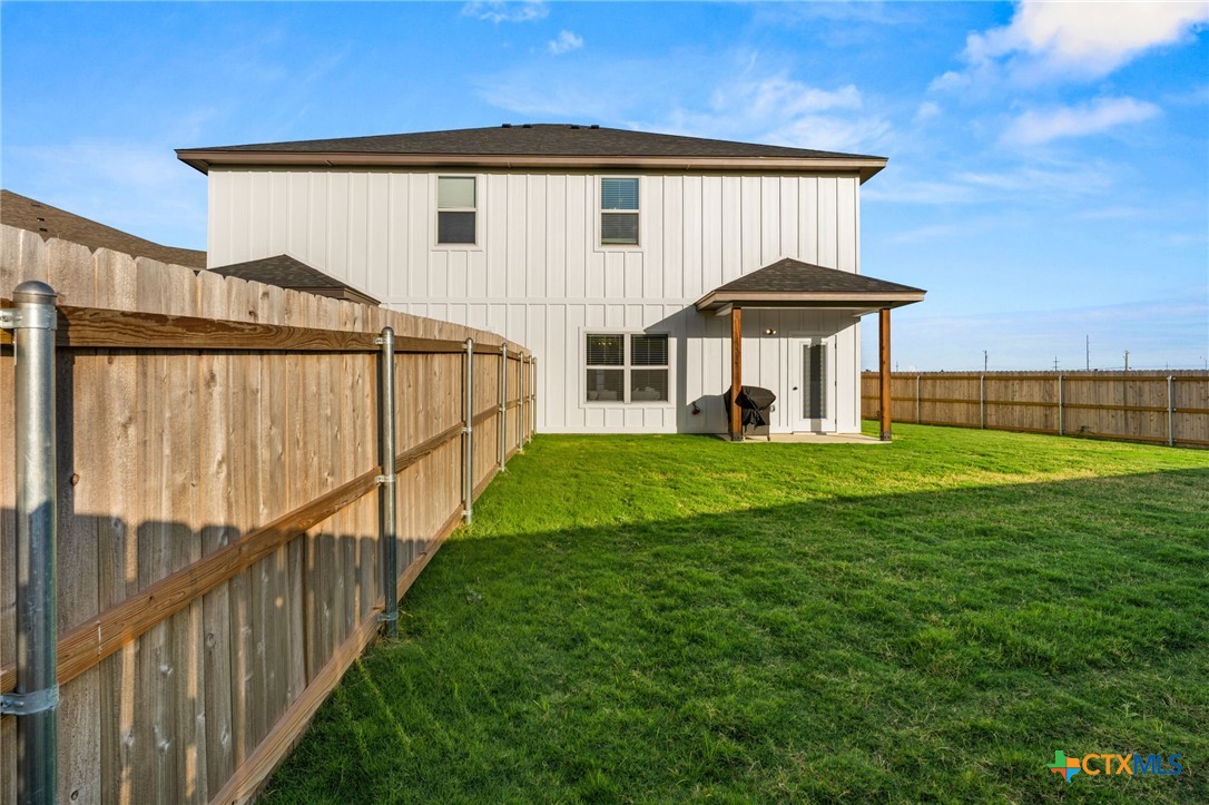 1404 Rita Blanca Court Property Photo 6
