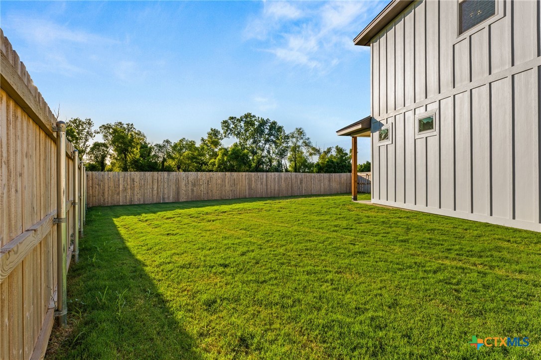 1404 Rita Blanca Court Property Photo 33