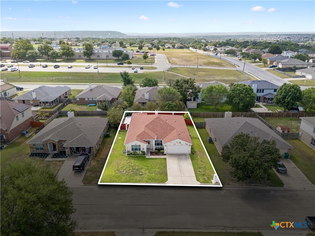 104 Lone Shadow Drive Property Photo 8