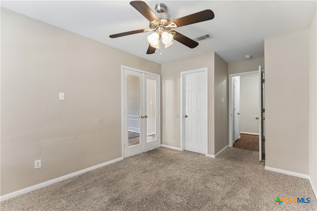 104 Lone Shadow Drive Property Photo 13