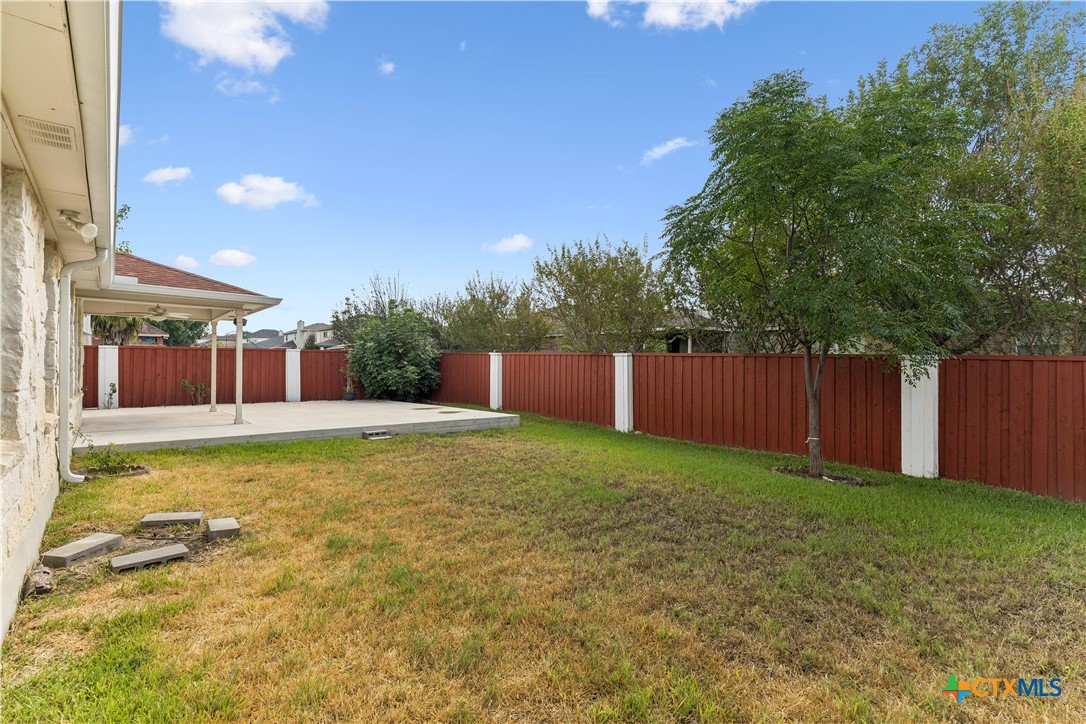 104 Lone Shadow Drive Property Photo 37