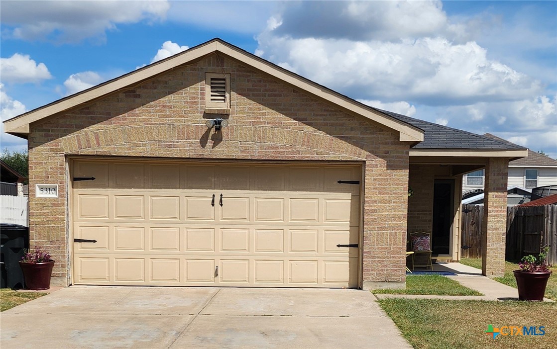 5310 Lyra Drive Property Photo 3