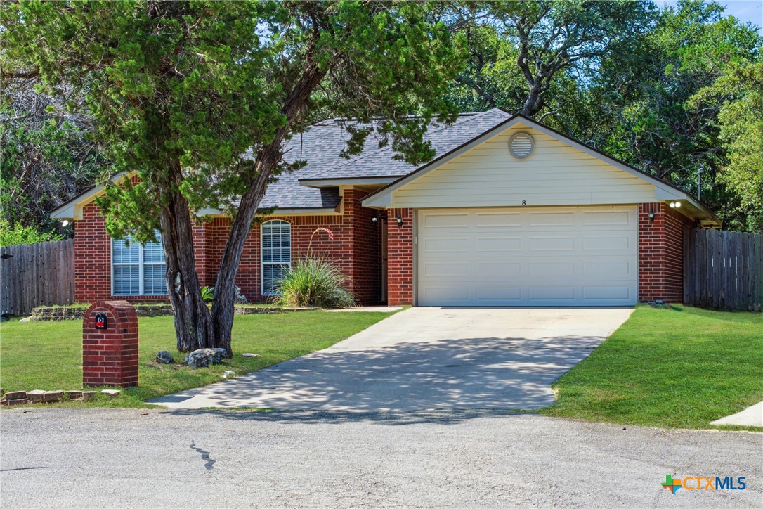 8 Holly Court Property Photo 7