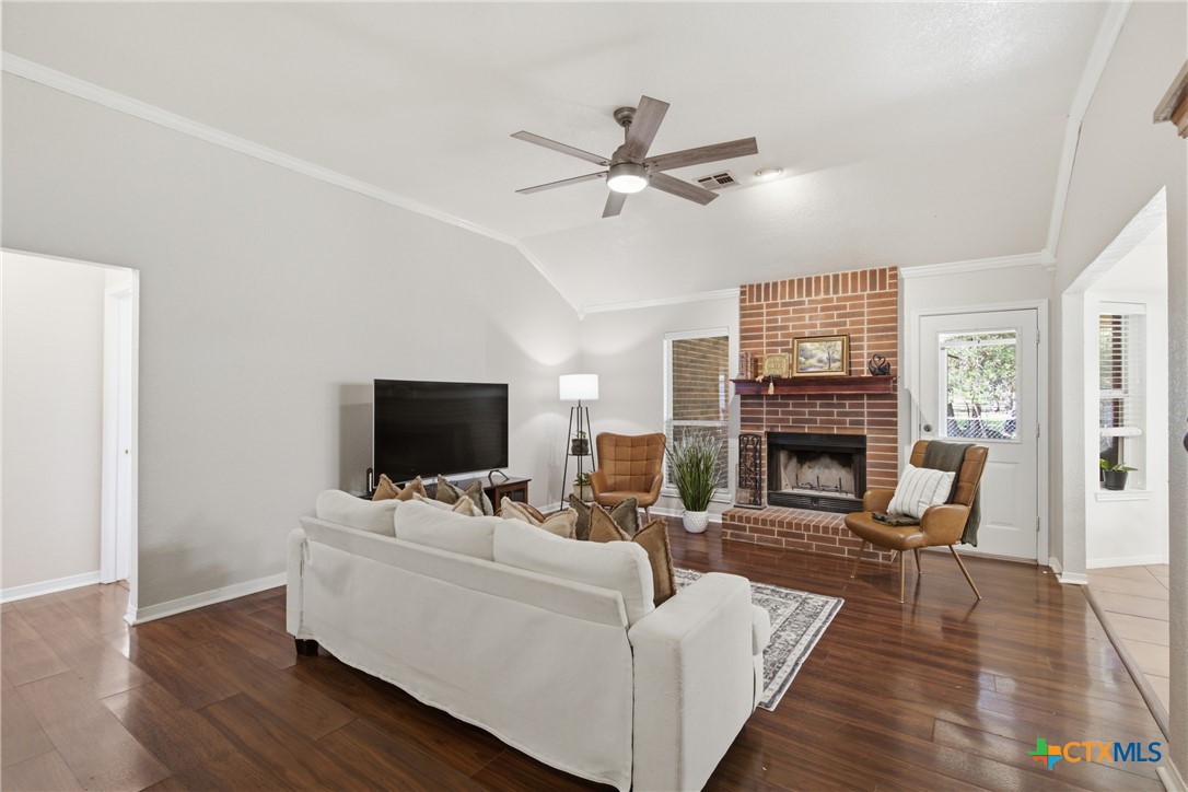 8 Holly Court Property Photo 10