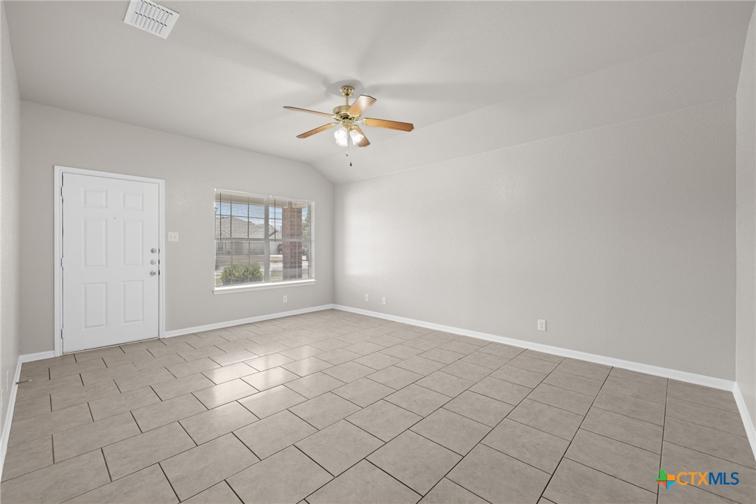 2103 Schorn Drive Property Photo 5