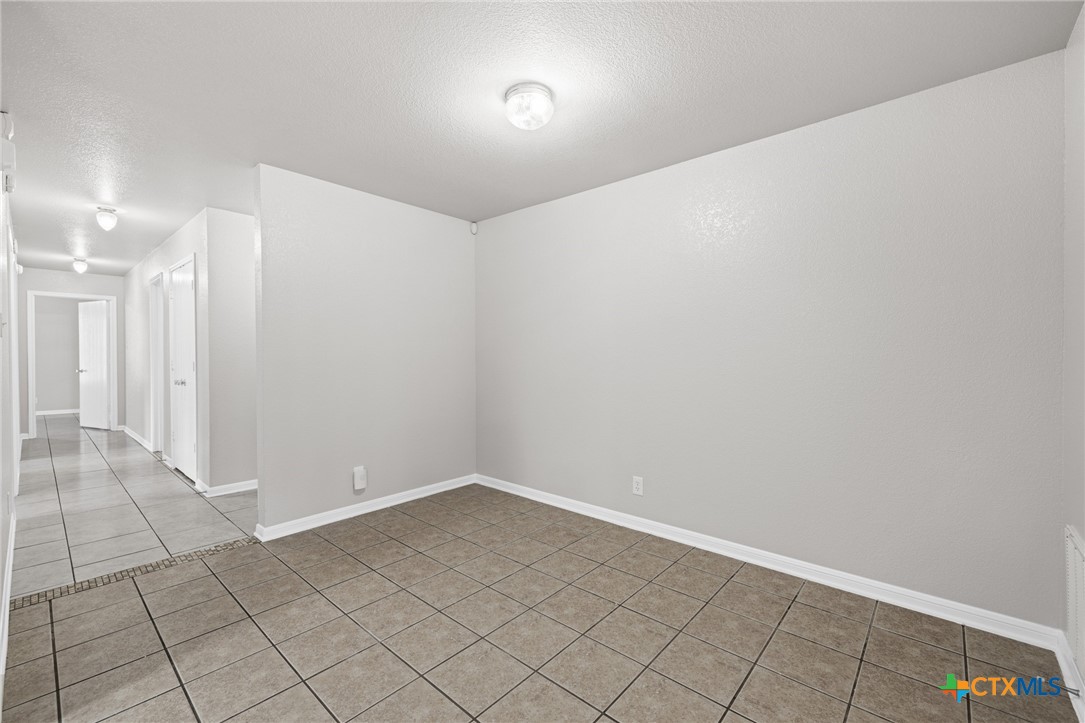 2103 Schorn Drive Property Photo 9