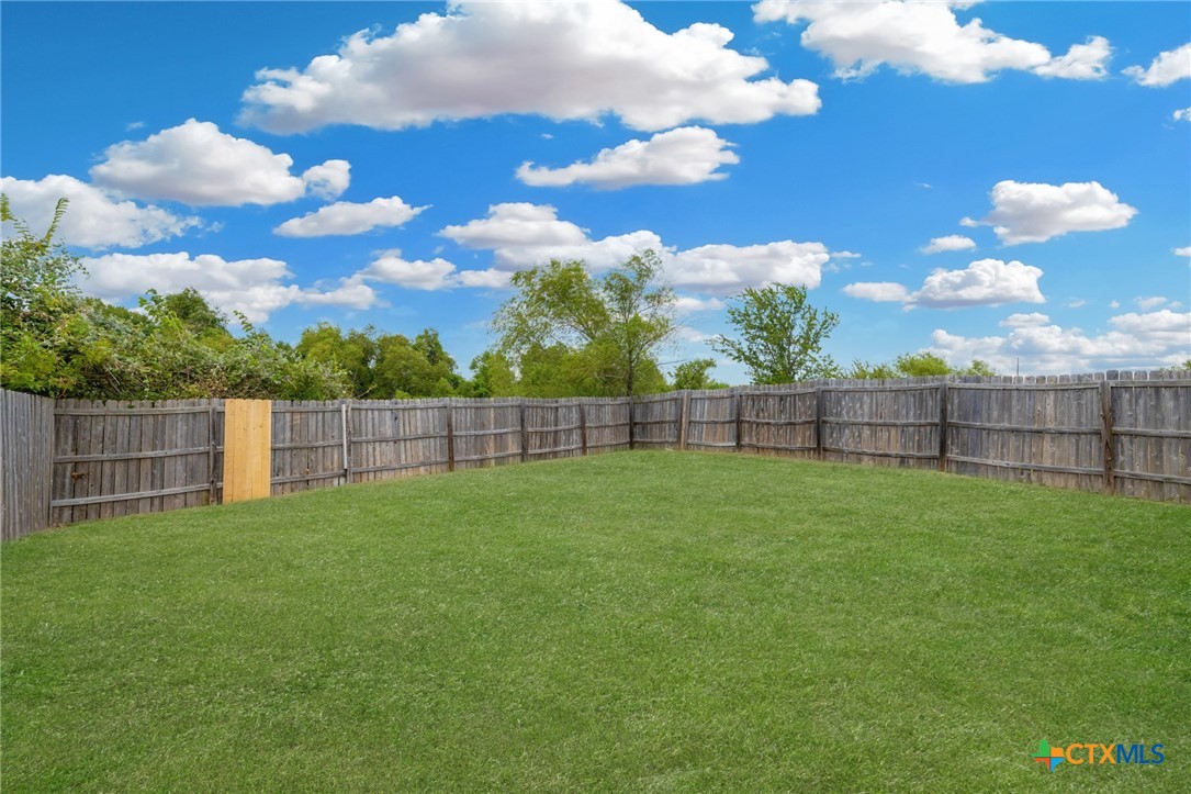 2103 Schorn Drive Property Photo 17
