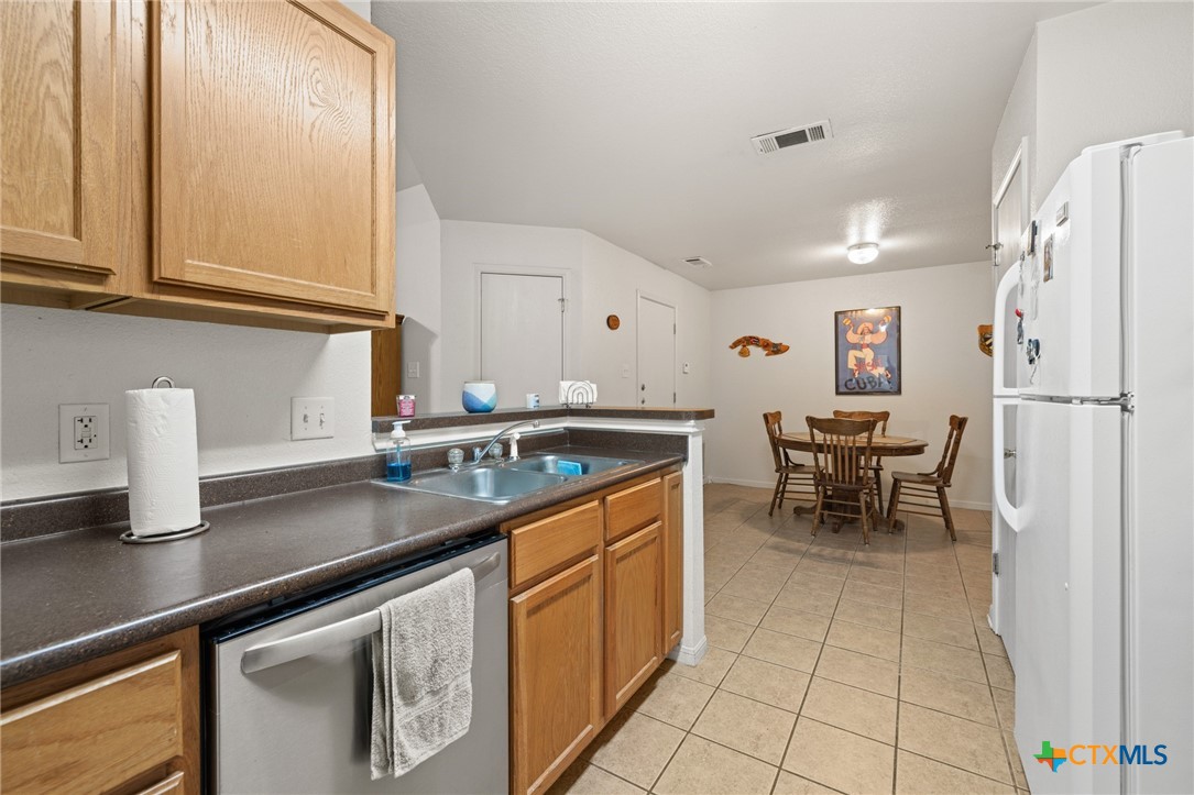 2103 Schorn Drive Property Photo 24