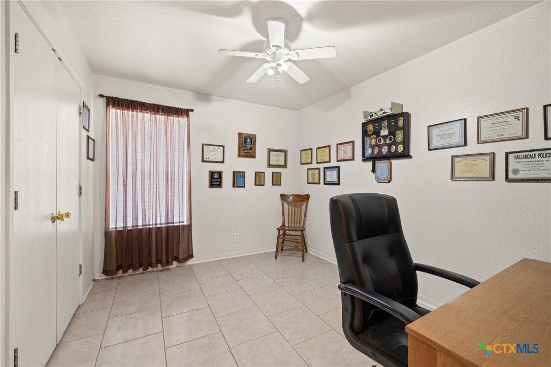 2103 Schorn Drive Property Photo 27