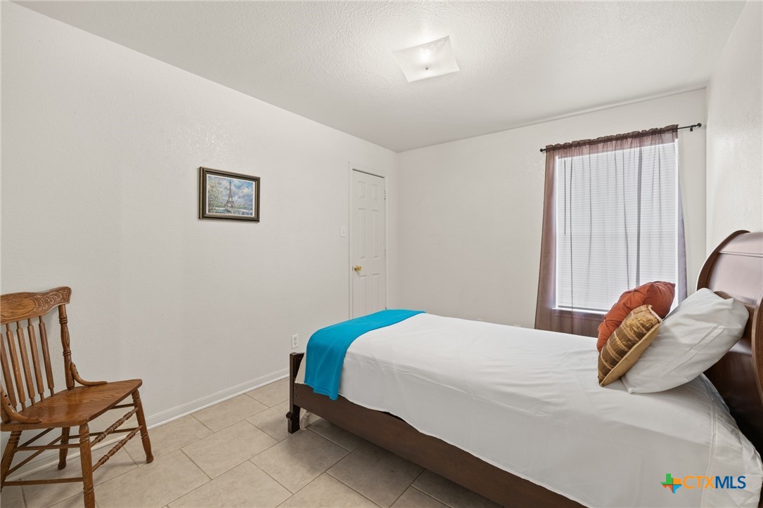 2103 Schorn Drive Property Photo 28