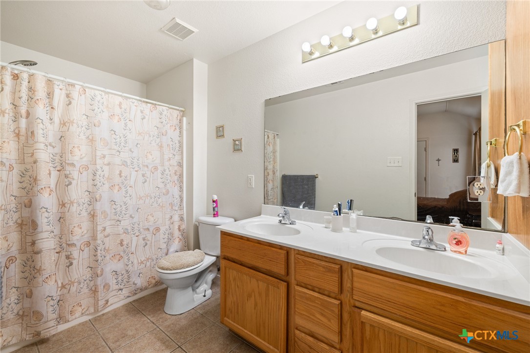 2103 Schorn Drive Property Photo 31