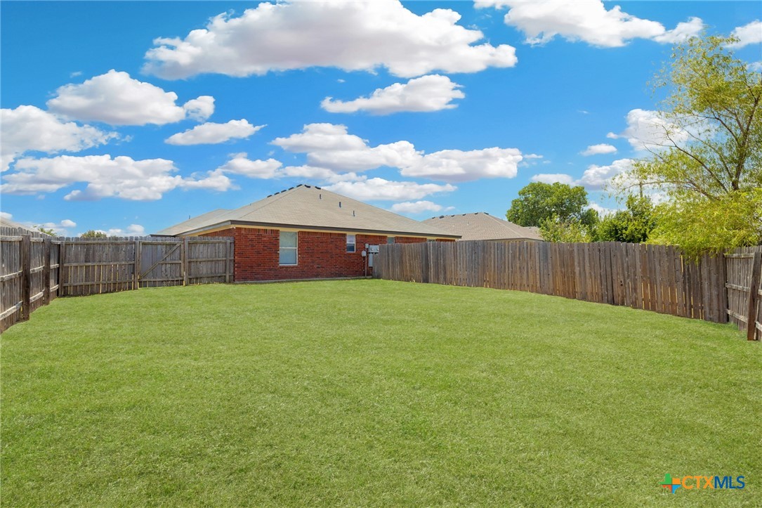2103 Schorn Drive Property Photo 34