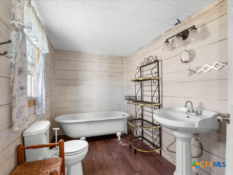 2888 Fm 437 Property Photo 9