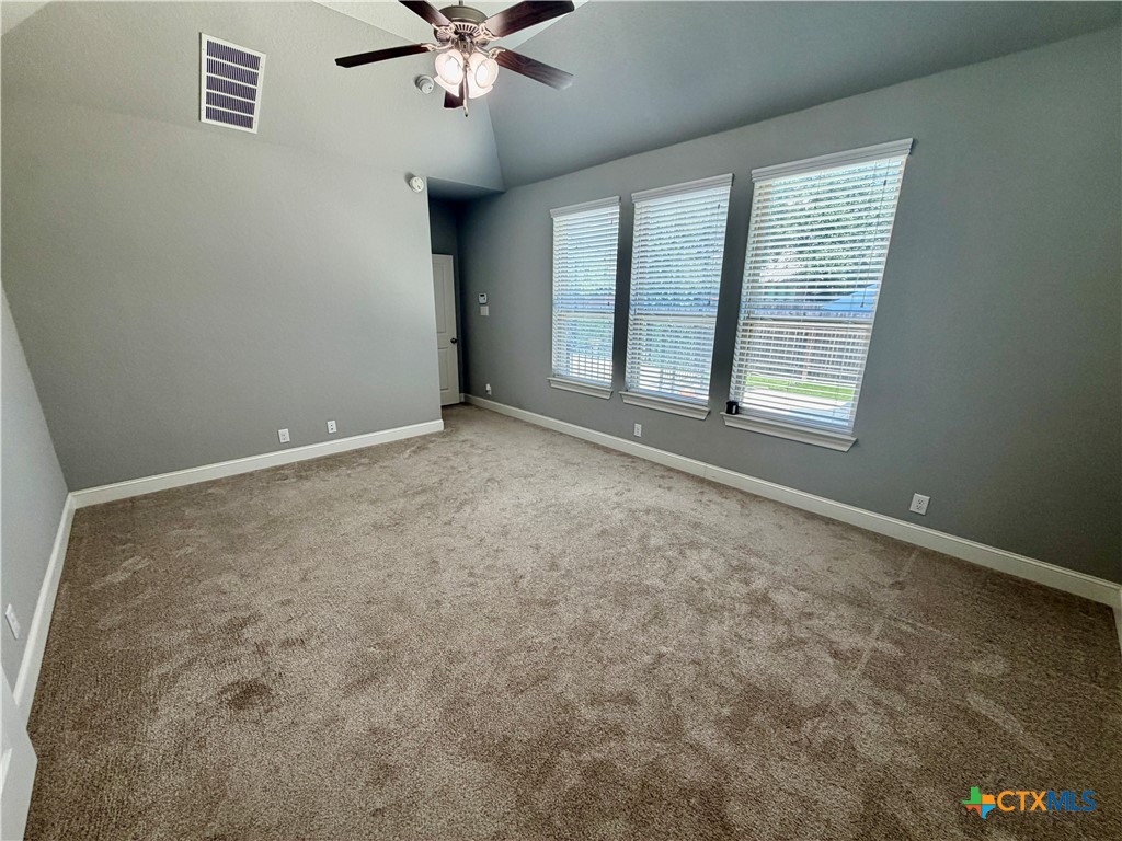 1404 Pioneer Drive Property Photo 10