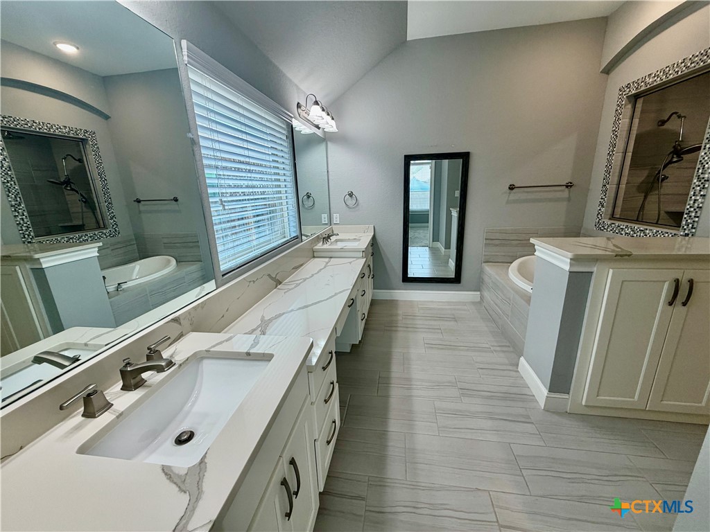 1404 Pioneer Drive Property Photo 12