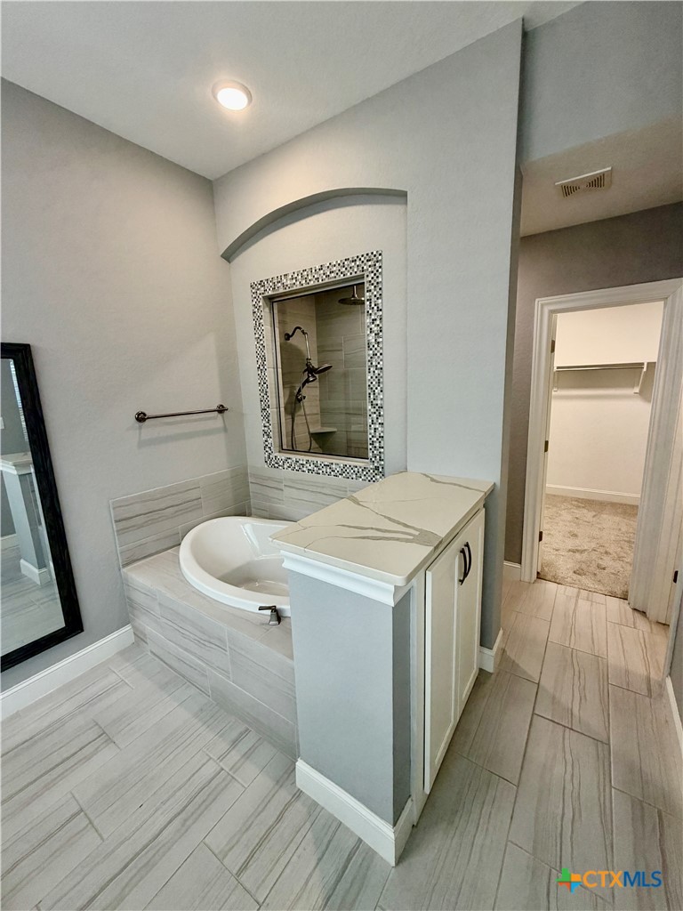 1404 Pioneer Drive Property Photo 13