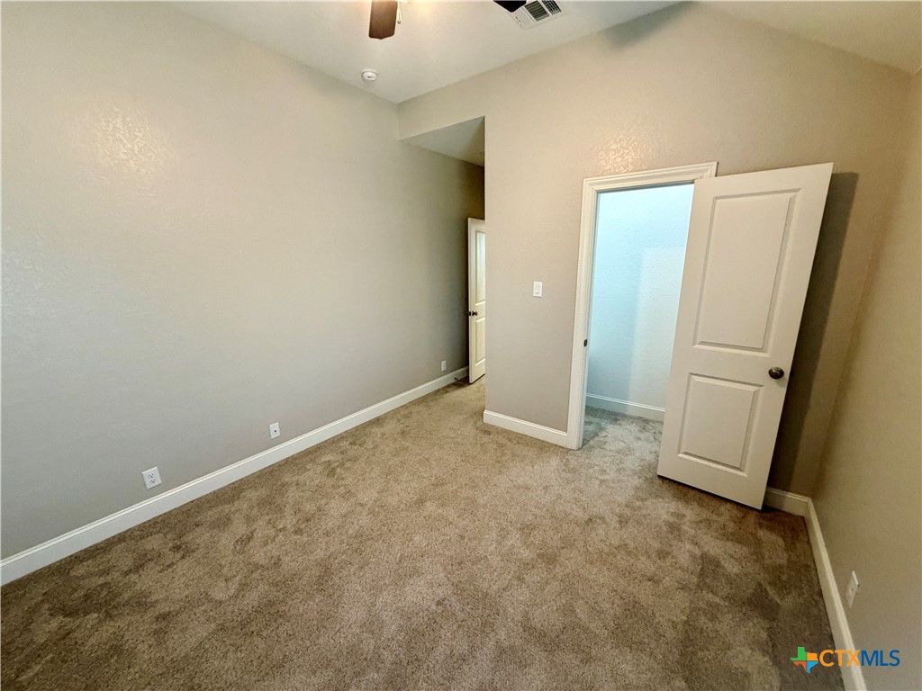 1404 Pioneer Drive Property Photo 21