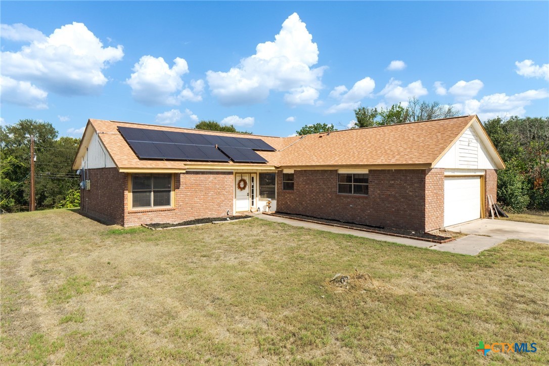 4303 Creekside Drive Property Photo 1