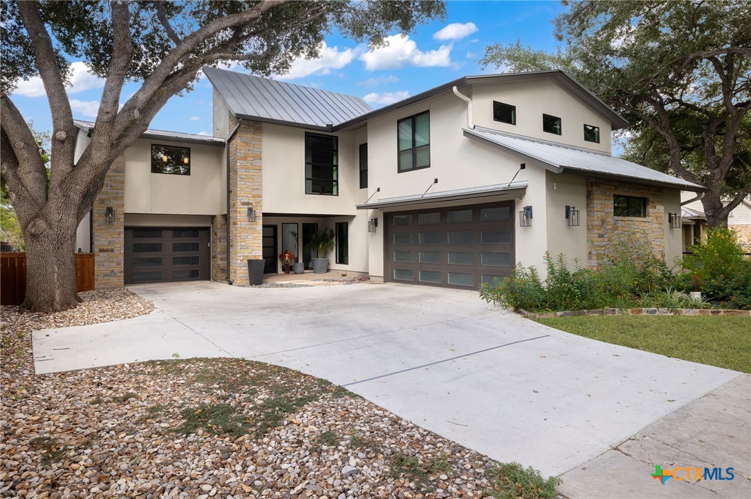 180 Lake Ridge Drive Property Photo 10