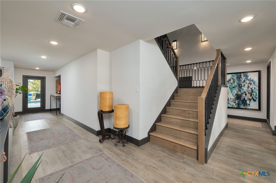 180 Lake Ridge Drive Property Photo 15