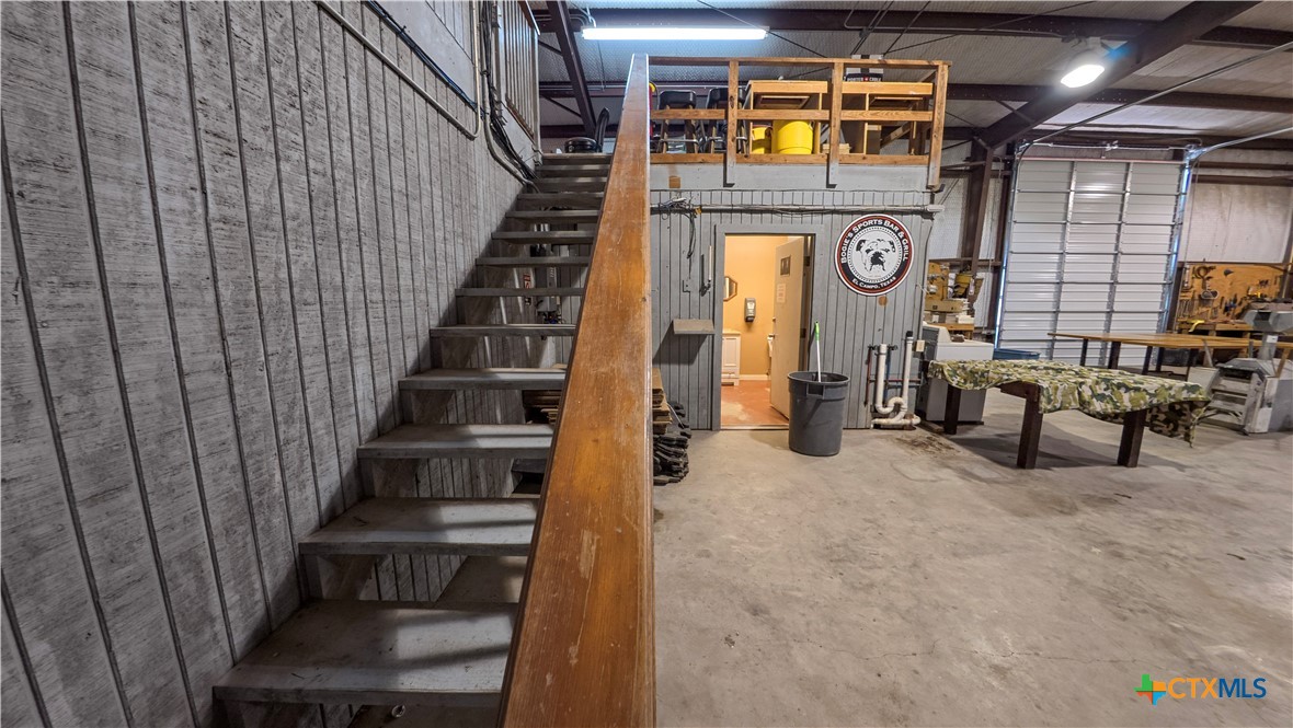 309 West Loop Property Photo 41