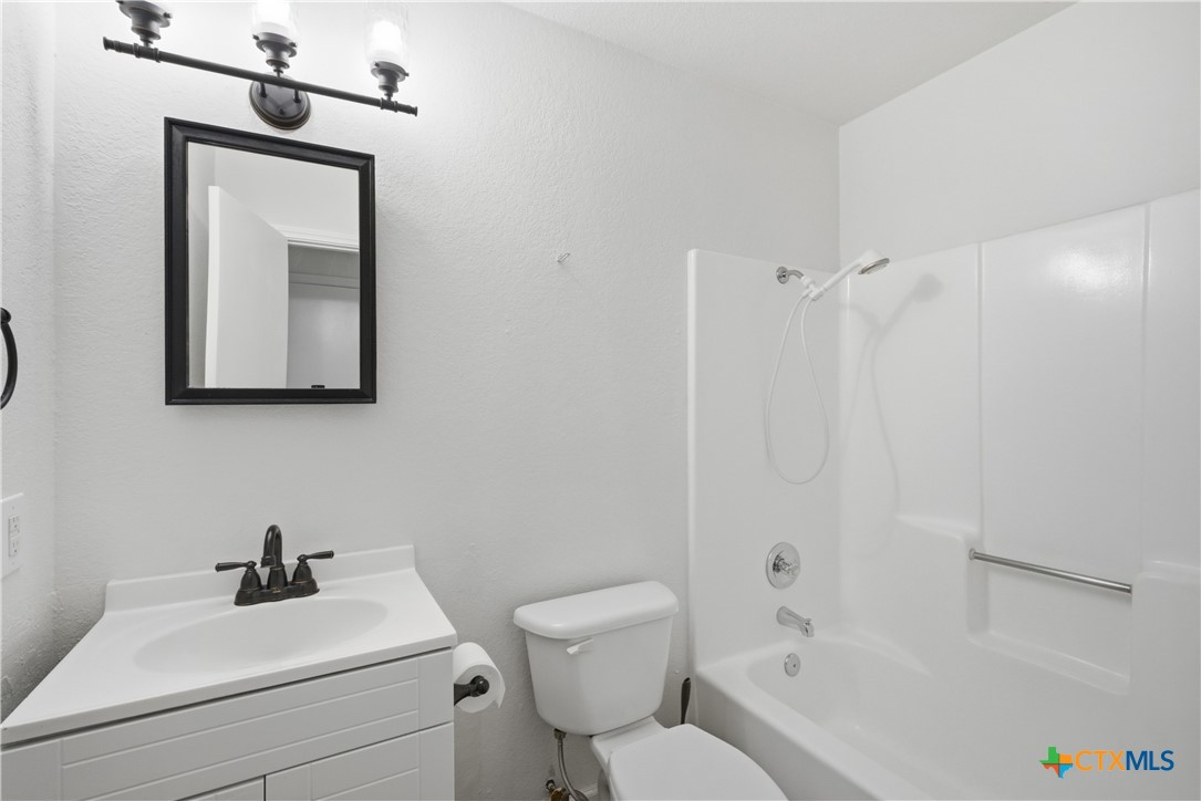 2216 Cimmaron Drive Property Photo 12