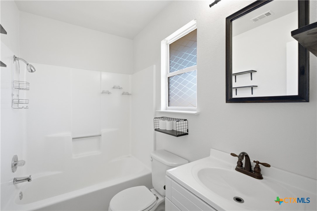 2216 Cimmaron Drive Property Photo 15
