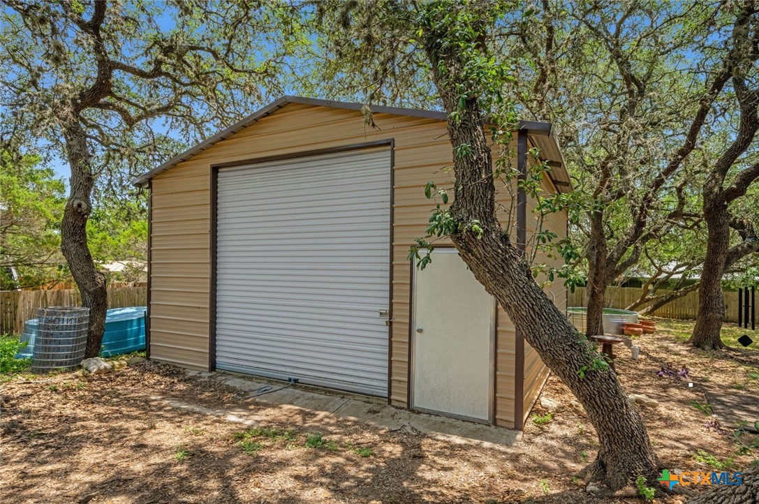 1106 Amanda Property Photo 2