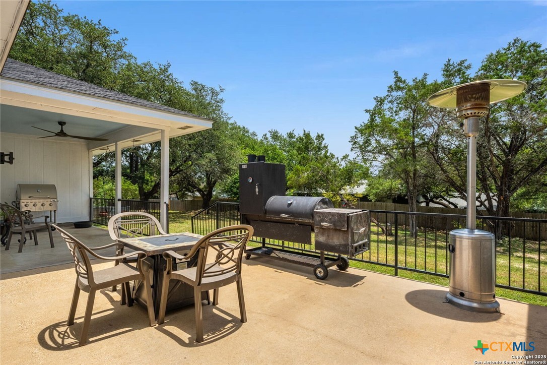 1106 Amanda Property Photo 8