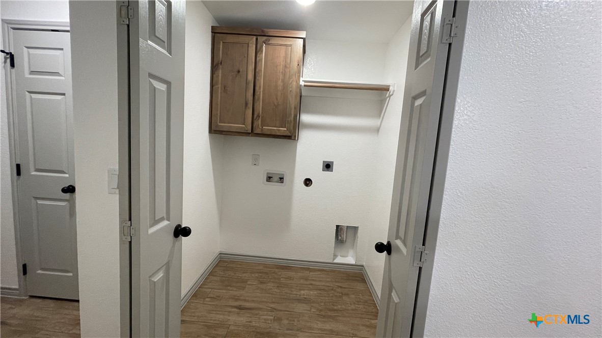 2412 Duntov Drive A Property Photo 16
