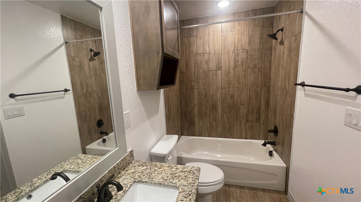 2412 Duntov Drive A Property Photo 28