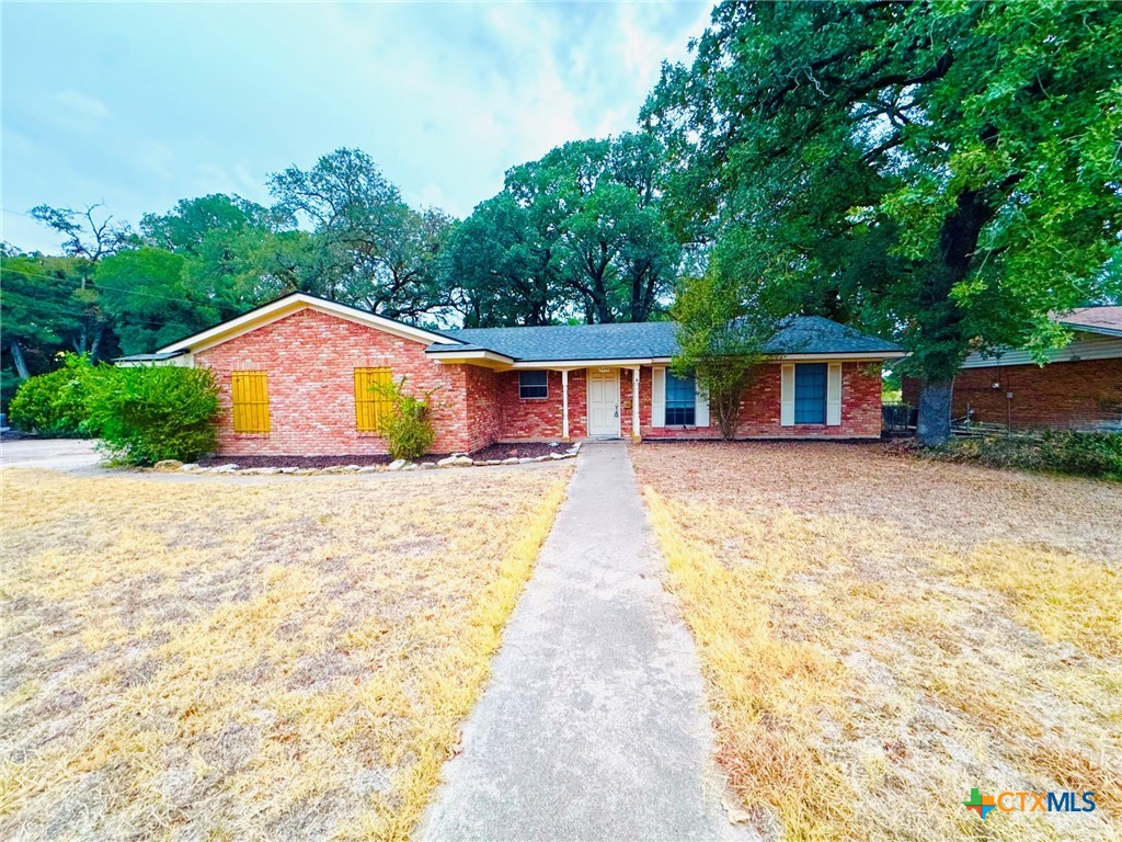 2405 Osage Road Property Photo 1