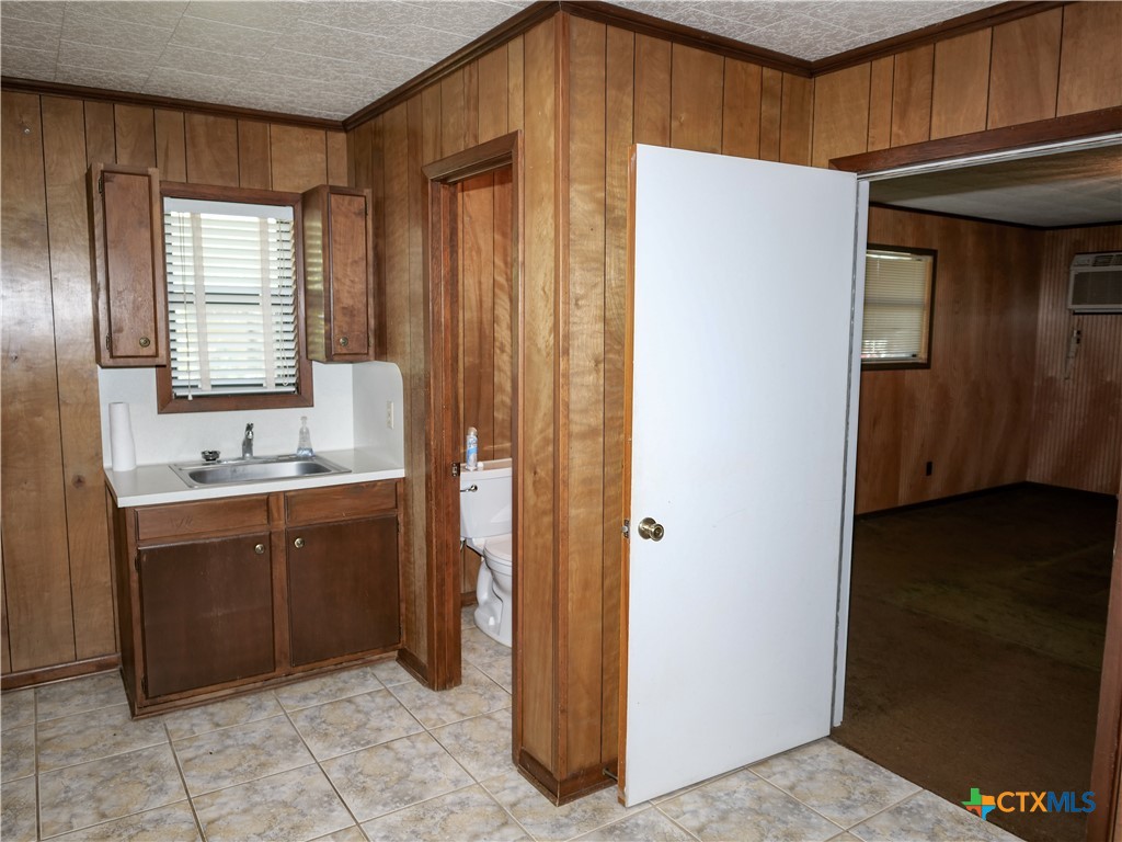 1209 E Morgan Property Photo 12