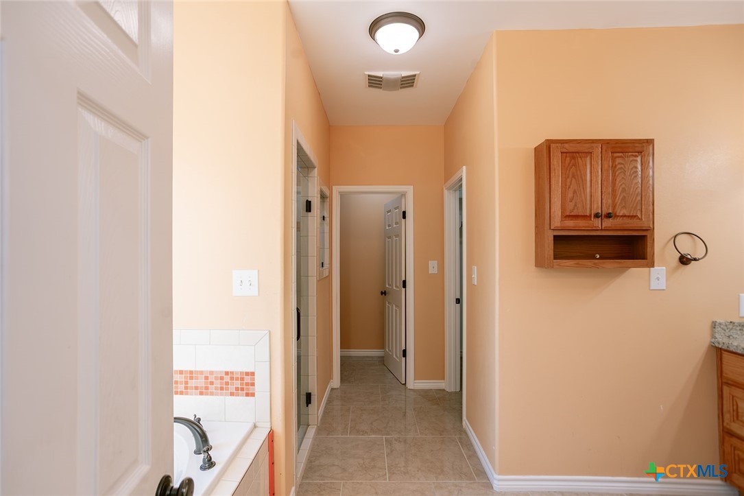 511 Mason Circle Property Photo 18