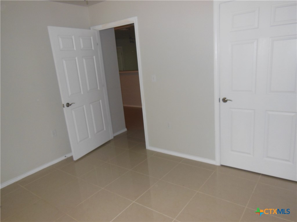 1830 Coffee Road Property Photo 5