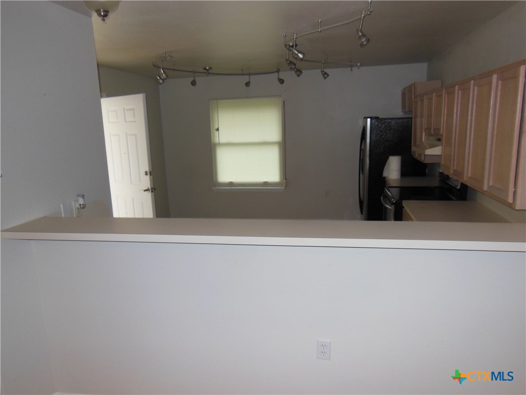 1830 Coffee Road Property Photo 9