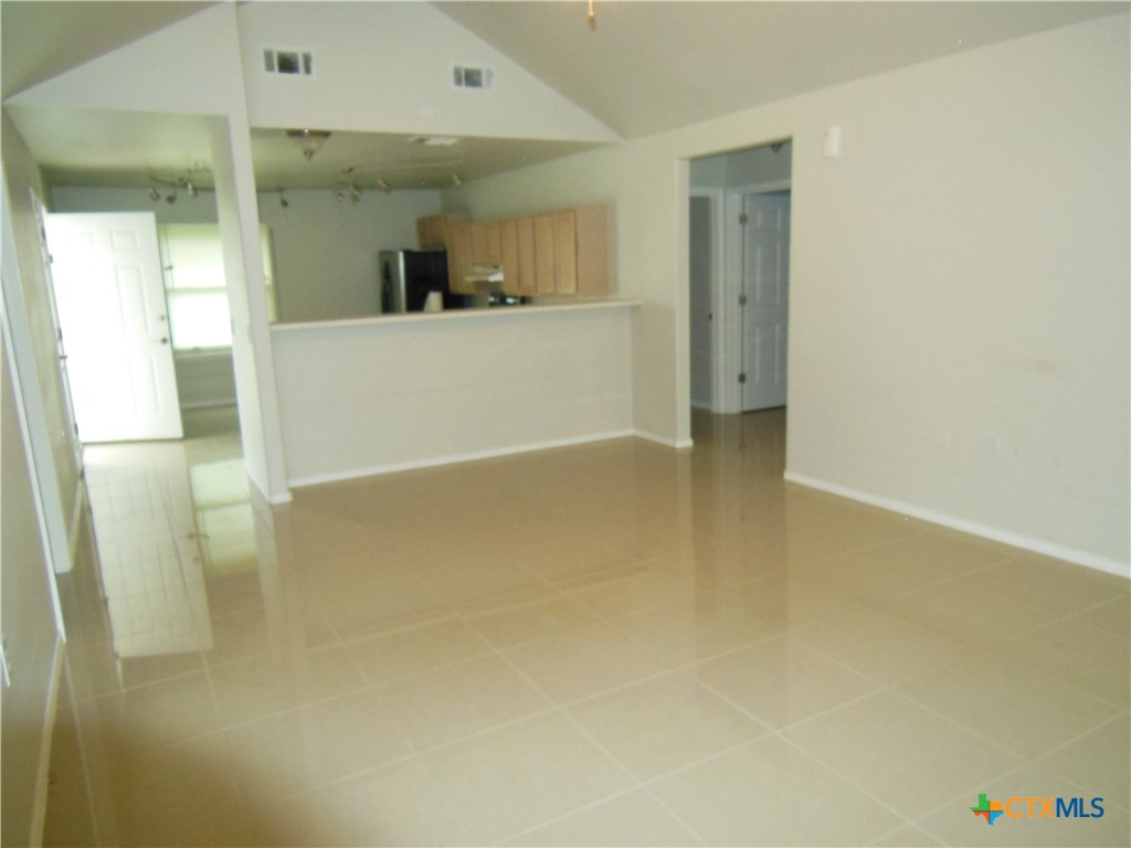 1830 Coffee Road Property Photo 14