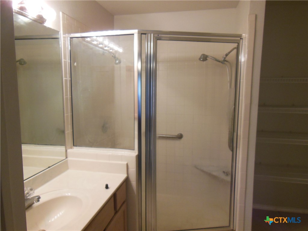 1830 Coffee Road Property Photo 17
