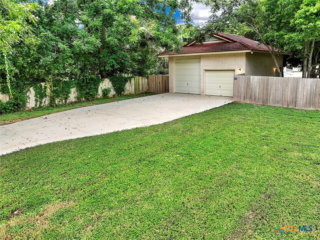 5 Augusta Drive Property Photo 36