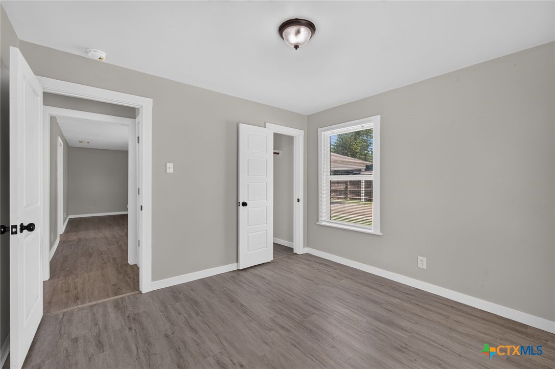921 Stetson Avenue Property Photo 3