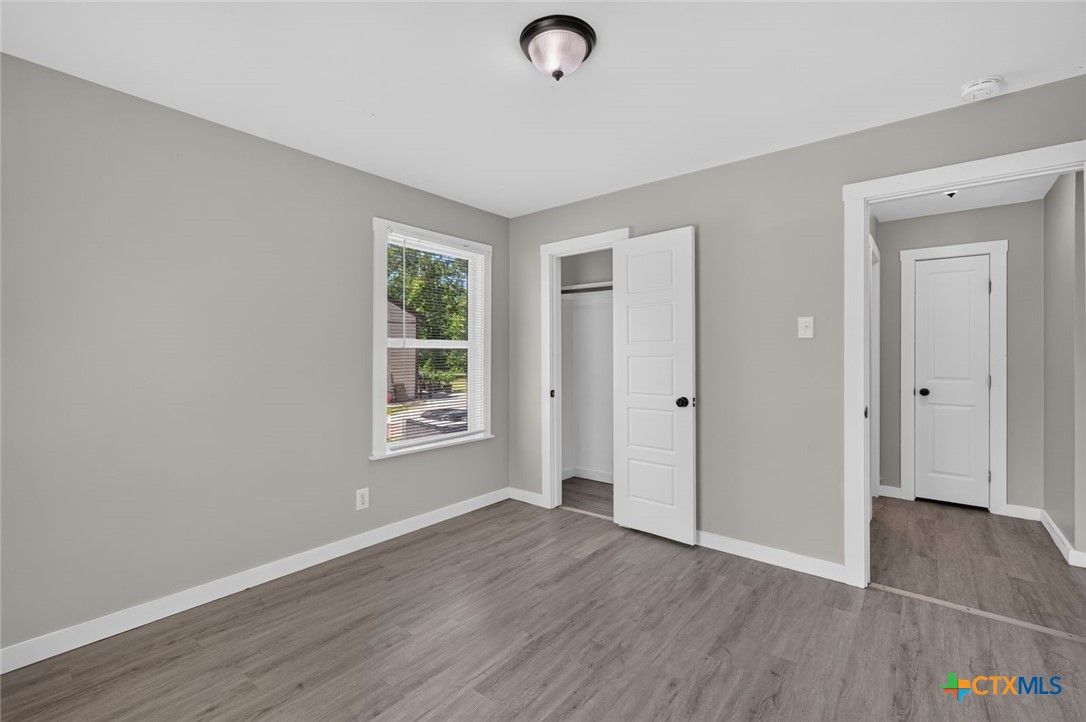 921 Stetson Avenue Property Photo 6